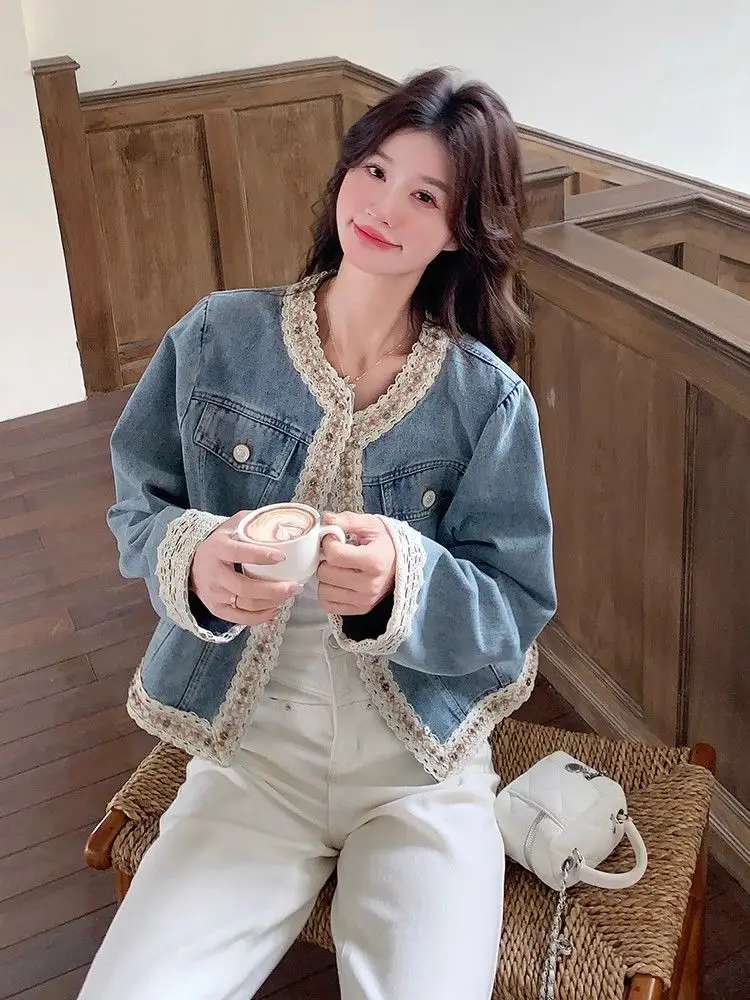 เสื้อโค้ทเดนิม 2025 ฤดูใบไม้ผลิ/ฤดูใบไม้ร่วงออกแบบสั้นลูกไม้คาร์ดิแกนผู้หญิง