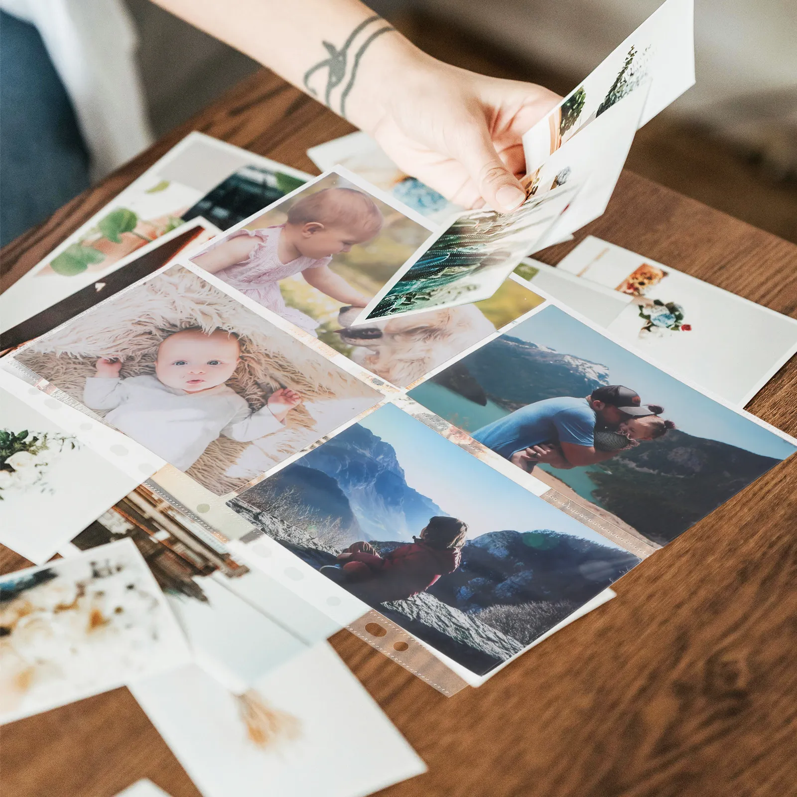 

30 листов для альбома формата А4, двусторонние, с четырьмя карманами, прозрачные, из полипропилена, для хранения коллекционных карточек