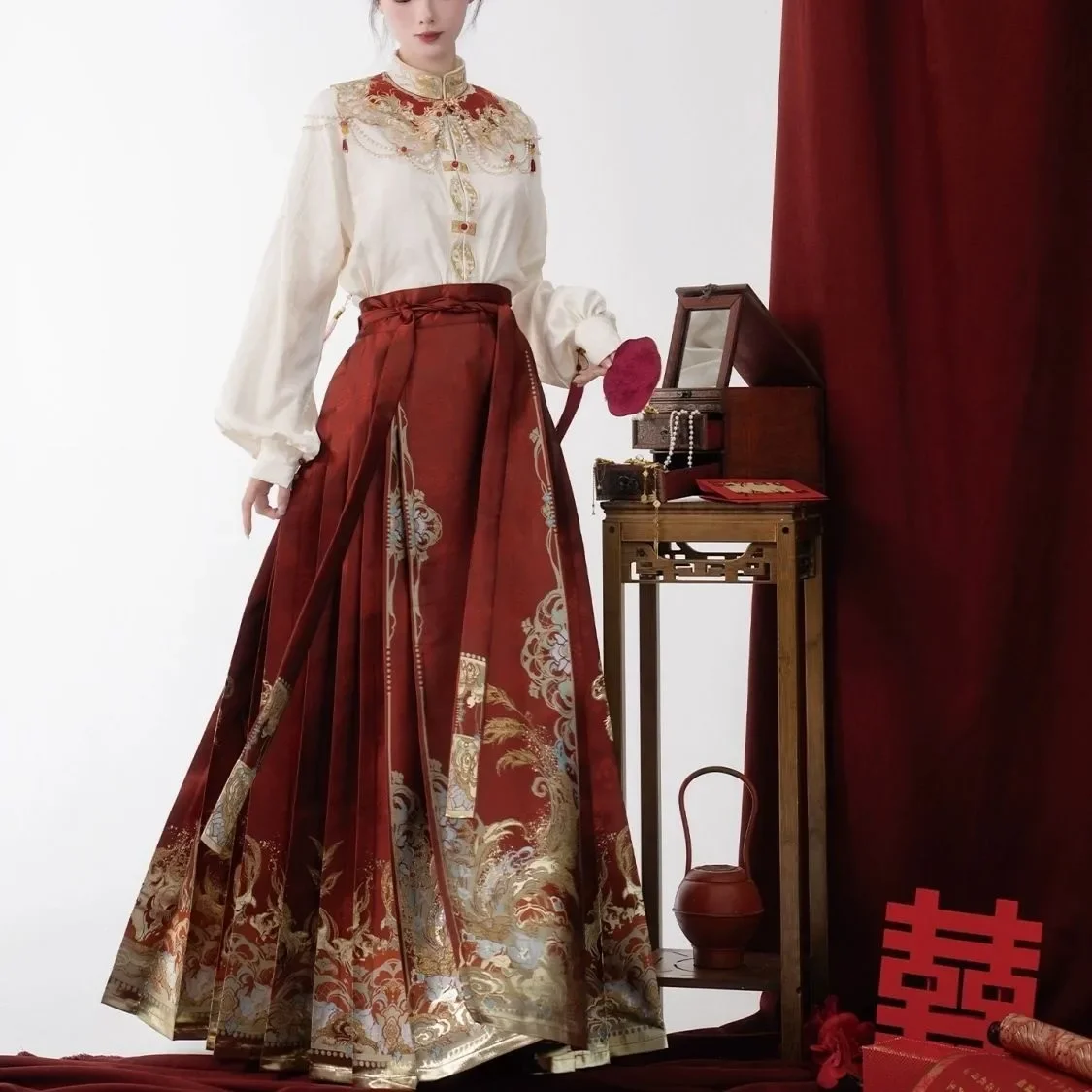 Vintage Hanfu Horse Face Skirt Red Women Chinese Traditional Wedding Toast Engagement Dress 2pcs Shirt Pleats Skirt Set Mamian