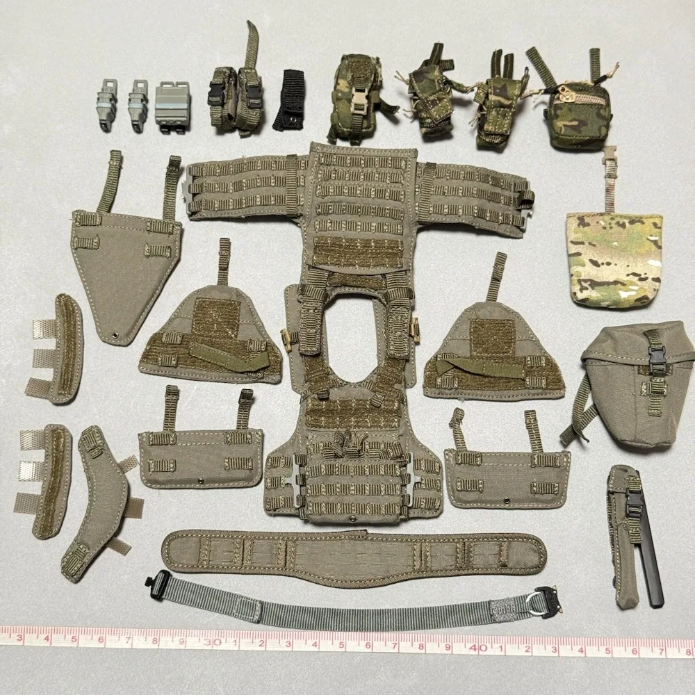 ES 26070B 1/6 ソルジャー チェスト ハンギング セット モデル 12インチ 香港フライング タイガース SDU