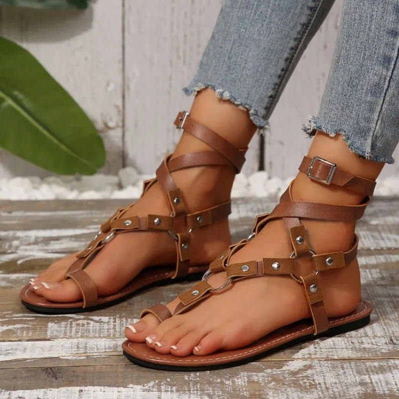 Summer Shoes Plus Size Clip Toe Women's Sandals Casual Women Rivet Buckle Strap Sandales Femmes Flat Ankle-wrap Shoes for Women