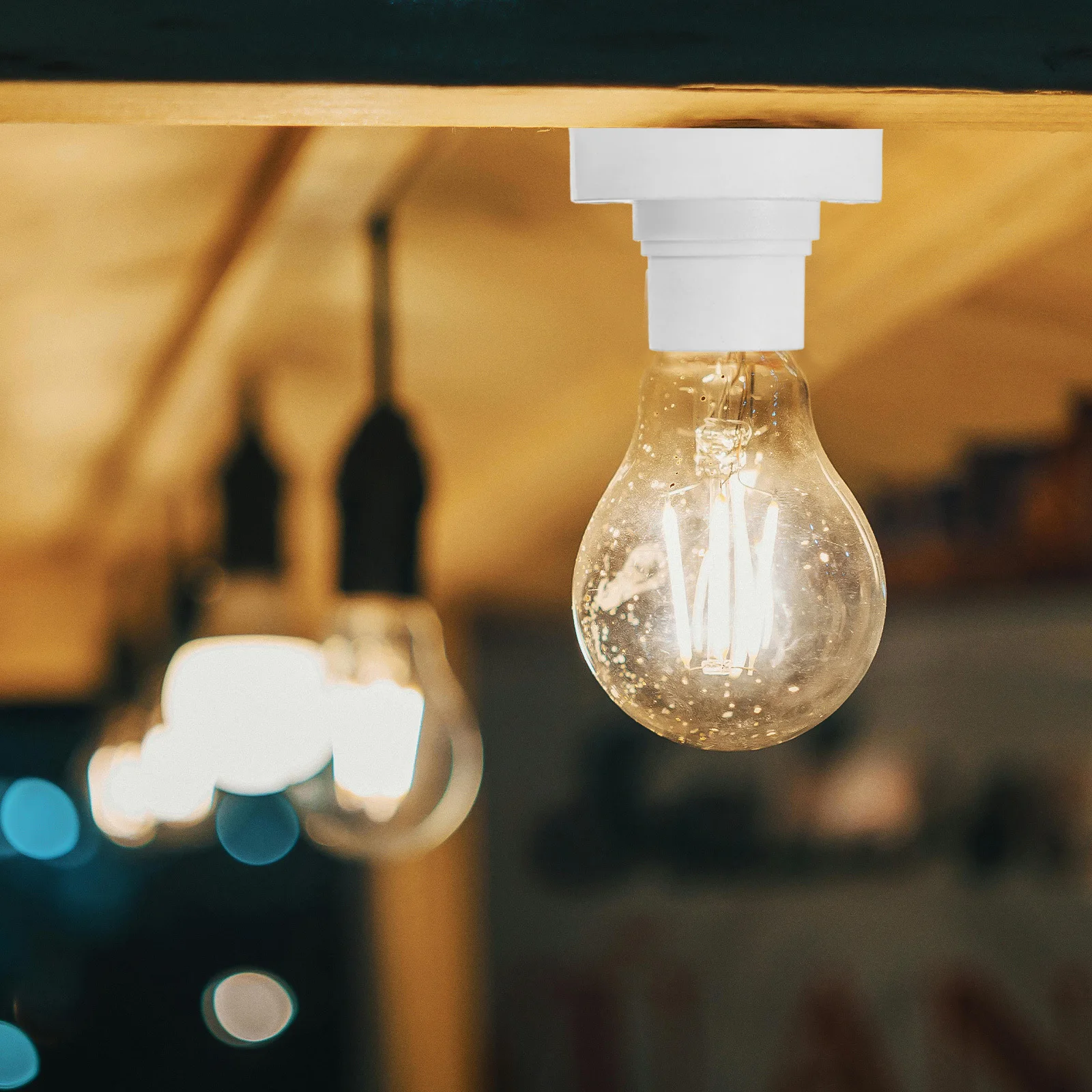 

Plastic Pendant Lamp Base E14 Light Socket Holder Vintage Style Easy Install Decorative Lighting Fixture for Home Restaurant