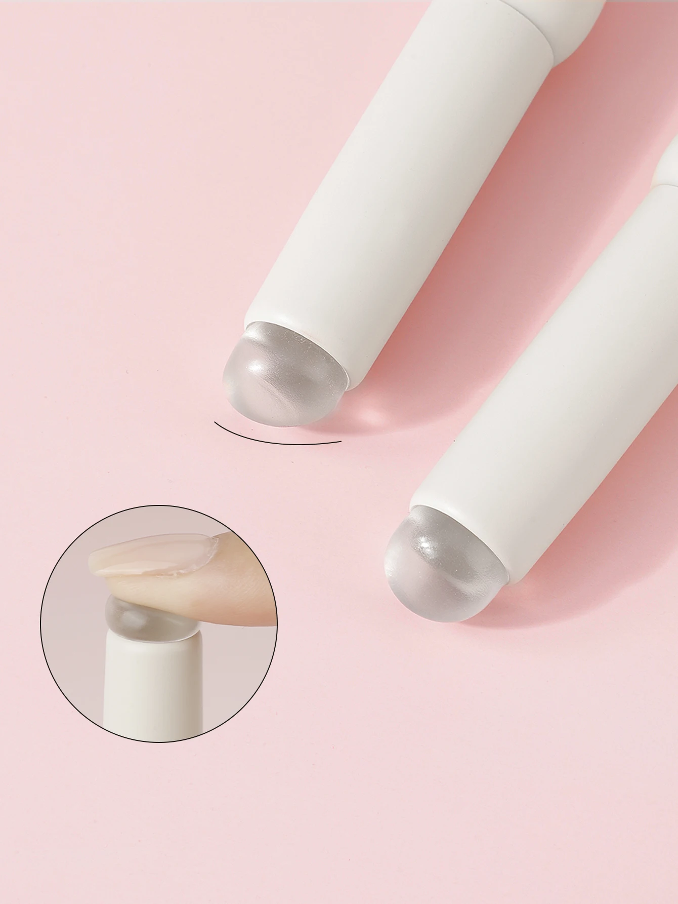Silicone Lip Brush Cat's Claw Design Gentle Lips Multi-use Makeup Accessory for Professional Look