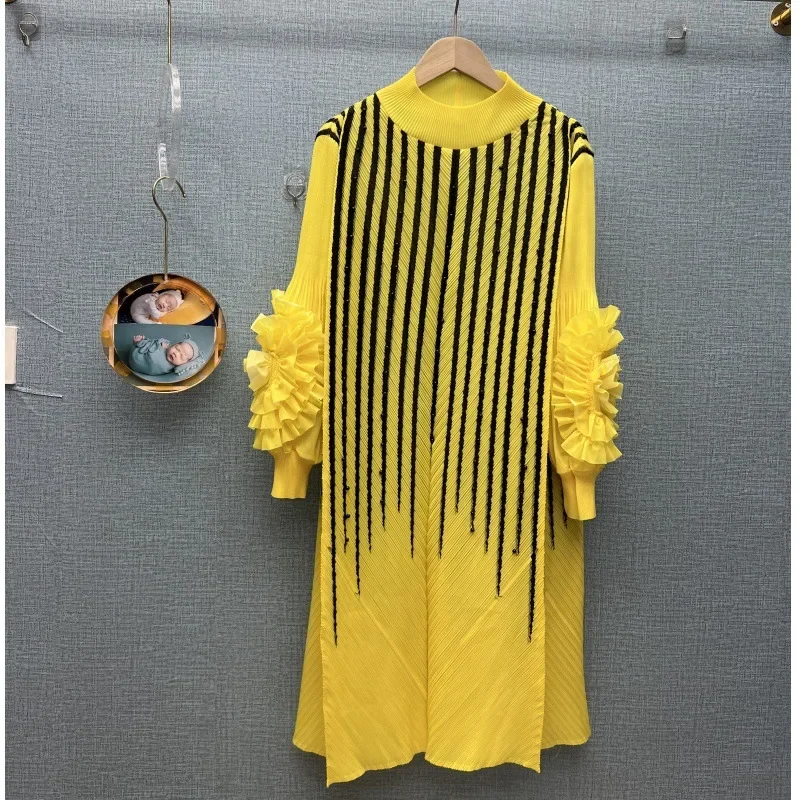 Dress Is Pleated Miyake Petal Sleeve Stripe Print High Strecth Loose Evening Dresses 2024 New Female Summer Clothes