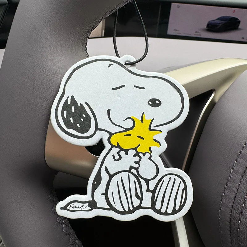 Snoopy Car Fragrance Pendant Air Freshener Car Rear View Hanging Long-Lasting Aromatherapy Fragrance Tablets Car Deodorization