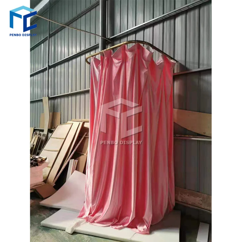 

225 customized.Clothing Store Metal Movable Portable Fitting Room Changing Room Movable Golden Dressing Room with Curtain