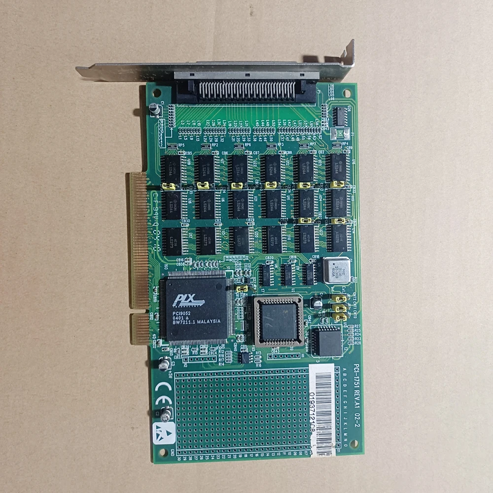 لبطاقة الإدخال/الإخراج الرقمية العالمية ذات 48 قناة من Advantech PCI-1751 REV.A1 02-2