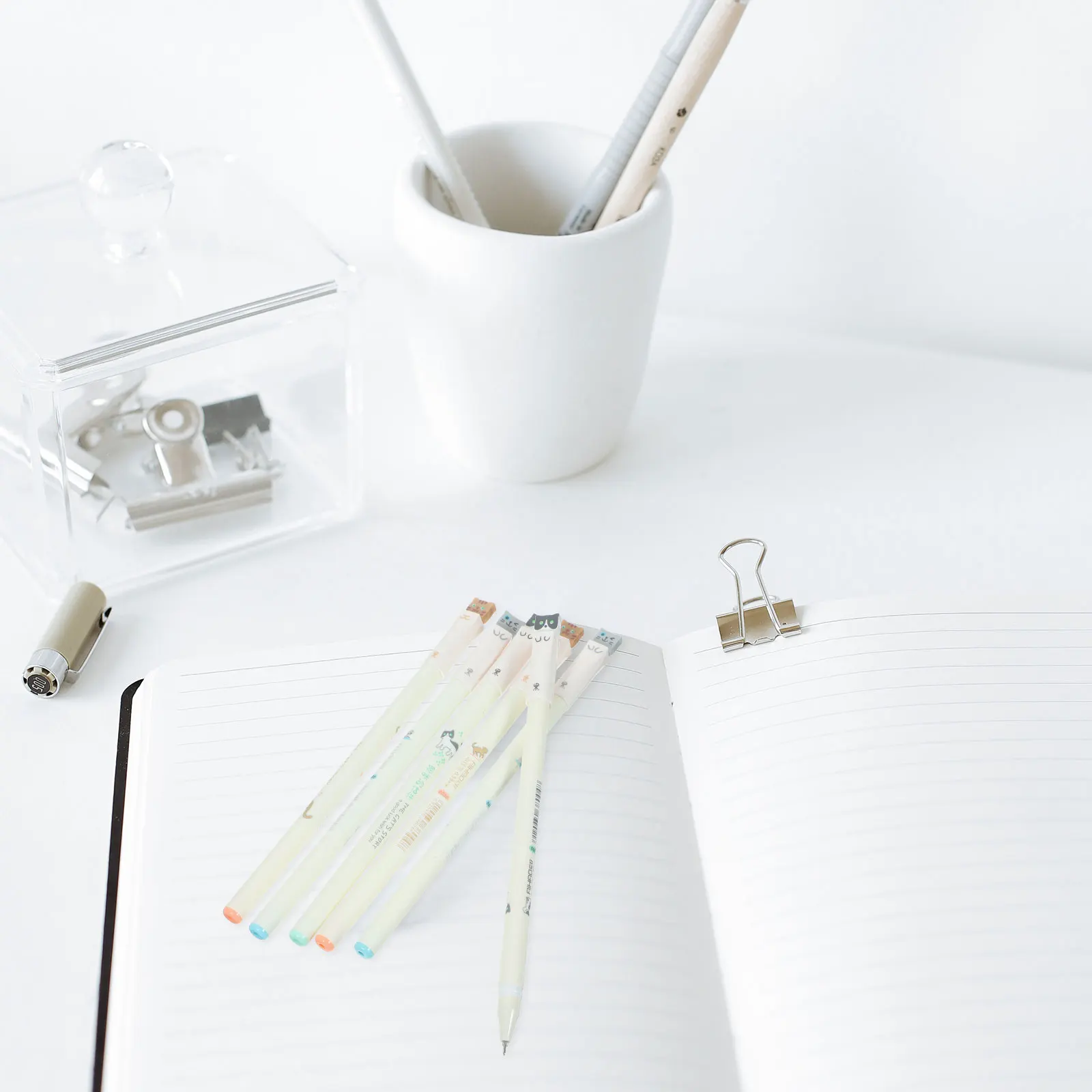 

6Pcs Cat Gel Pens Black Ink Cute Kawaii Writing Pens for Office School Students Stationery Cute School Supplies