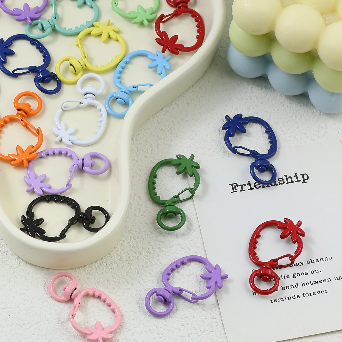 

3~9PCS 38MM Colourful Lacquered Zinc Alloy Strawberry Lobster Clasp Swivel Clasp For Making Keychain Pendant Jewelry Accessories