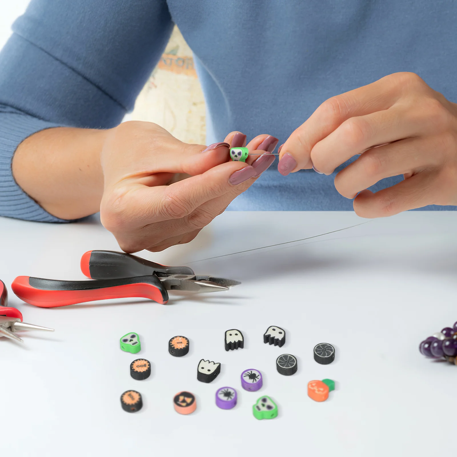 

40Pcs DIY Polymer Clay Halloween Skull Beads Jewelry Making Bracelet Necklace Craft Decor Accessories Skull Beads