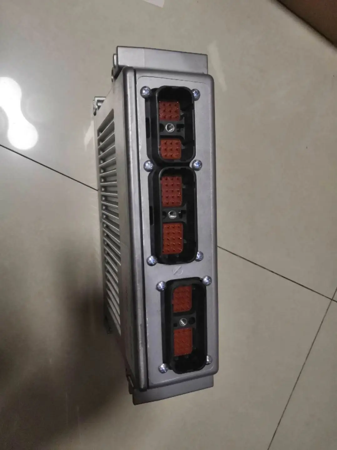 Komatsu PC200-7 Pc220-7 Excavator Controller ECU Basic Engineering Machinery Parts Model 7835-26-1009