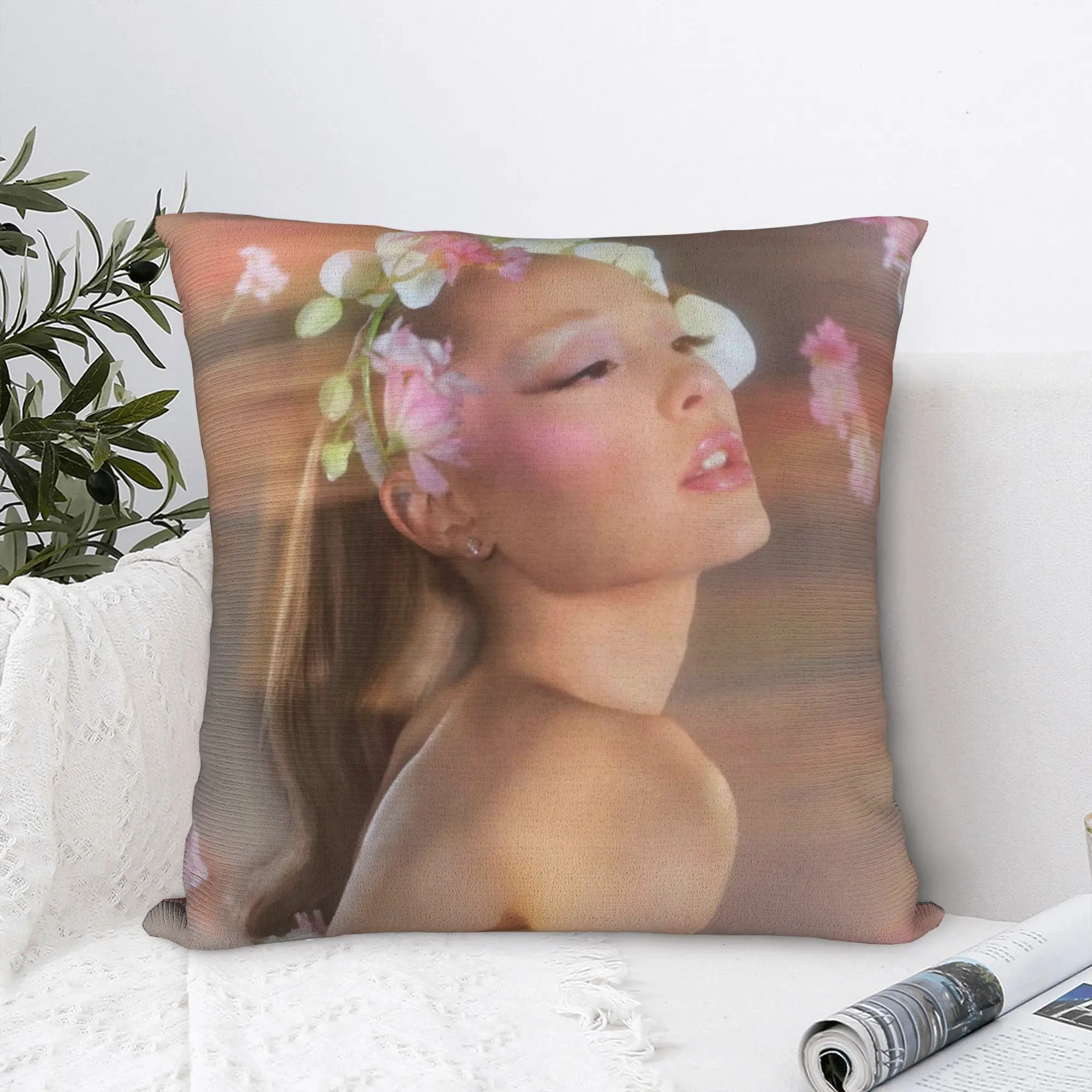 Printed Arianas Pop Singer Grandes Pillowcase Polyester Cushion Cover Decor Sunshine Throw Pillow Case Cover Home Dropshipping