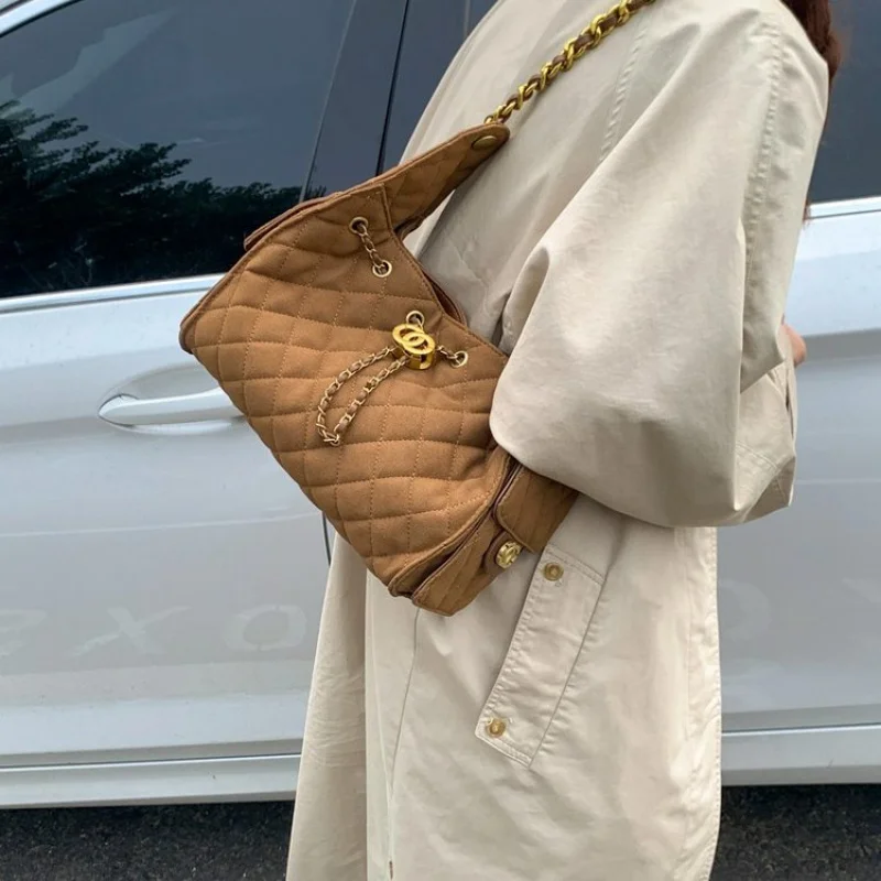 حقيبة كتف نسائية فاخرة مصممة من الجلد حقيبة يد كروس أنيقة للنساء محفظة حمل حقيبة ساعي أنيقة كلاسيكية خالدة