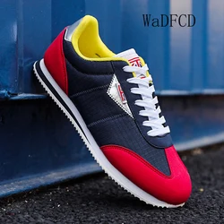 Retro Running Sneakers Plus Size 45 Men Casual Shoes Fashion Leather Canvas Breathable Height Increased Platform Board Shoes