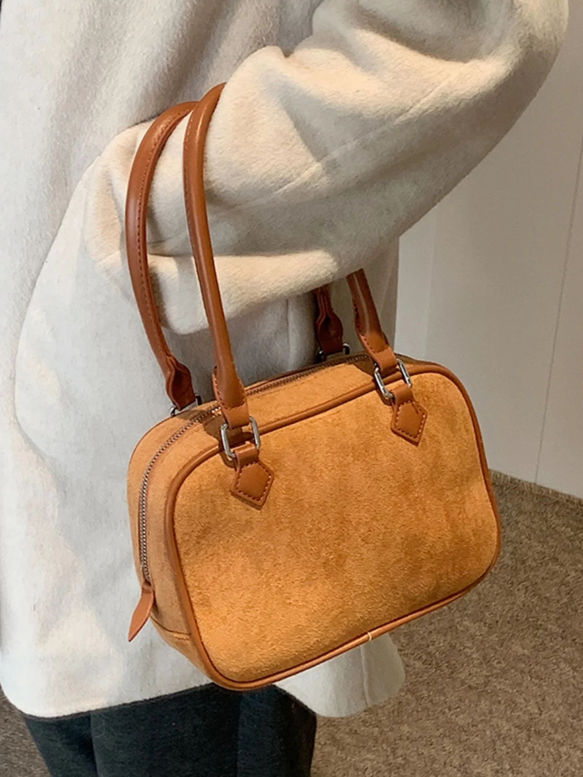 Autumn/winter Retro Suede Bag For Women 2024 New Popular Crossbody Bag Fashion Handheld Small Square Bag