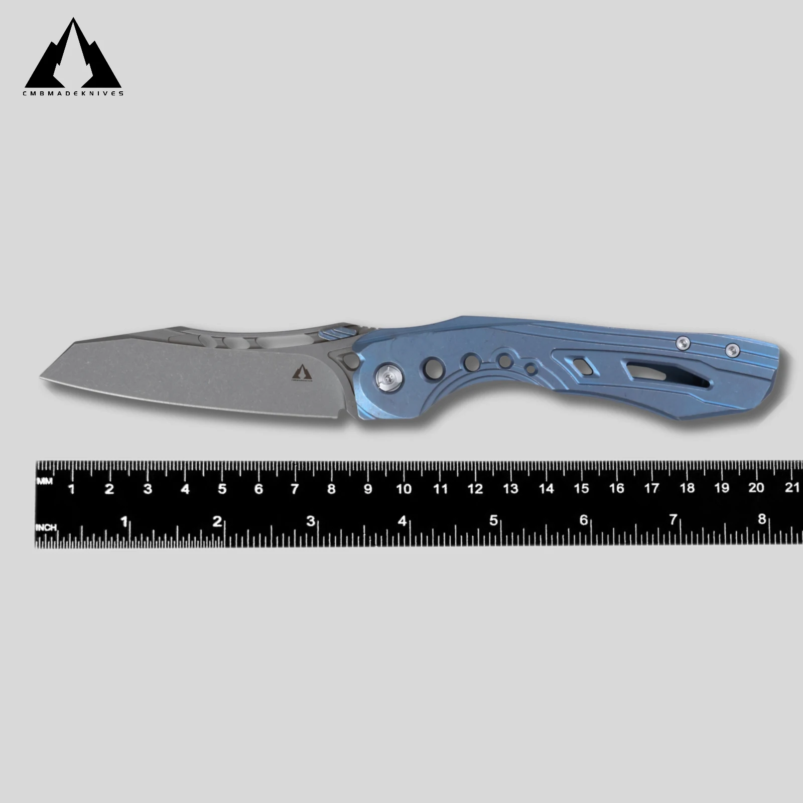 

CMBMADEKNIVES CMB Devourer M390 Steel Titanium Handle Camping Pocket Folding Knife CMB-16D