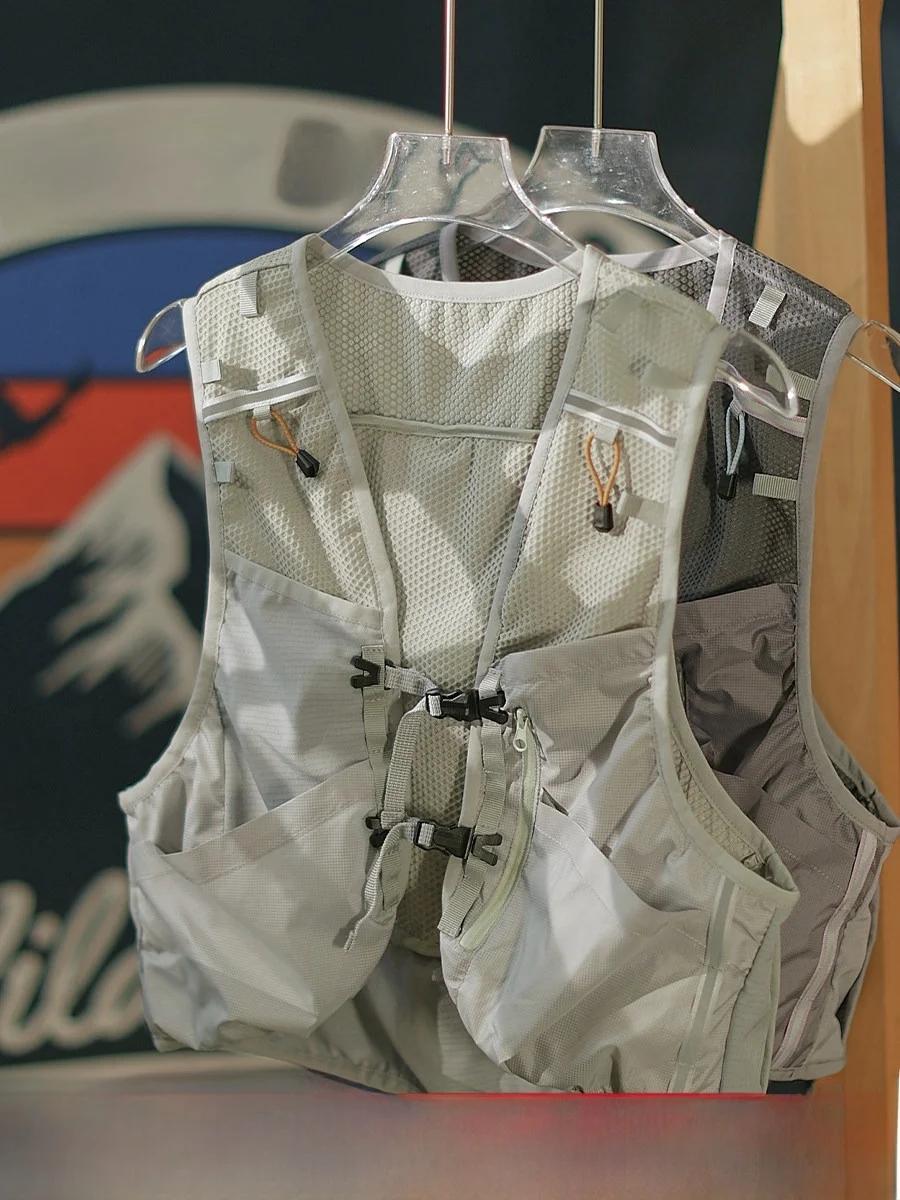 

Outdoor ort Men's Vest Qui Dry Reflective Splice Design Summer Sports Cam Fiing Running Multi-Functional Jaet