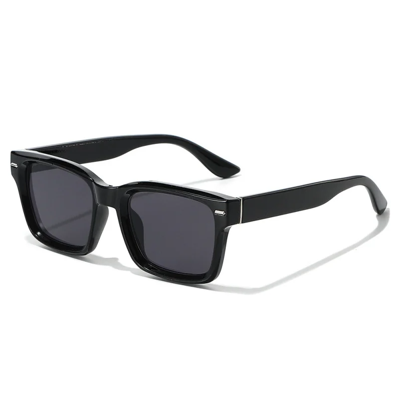 Klassische quadratische Marken-Sonnenbrille für Herren und Damen, mit Nieten, lässig, UV400-Sonnenbrille, für den täglichen Gebrauch, geeignet für alle Farbtöne, Oculos Gafas