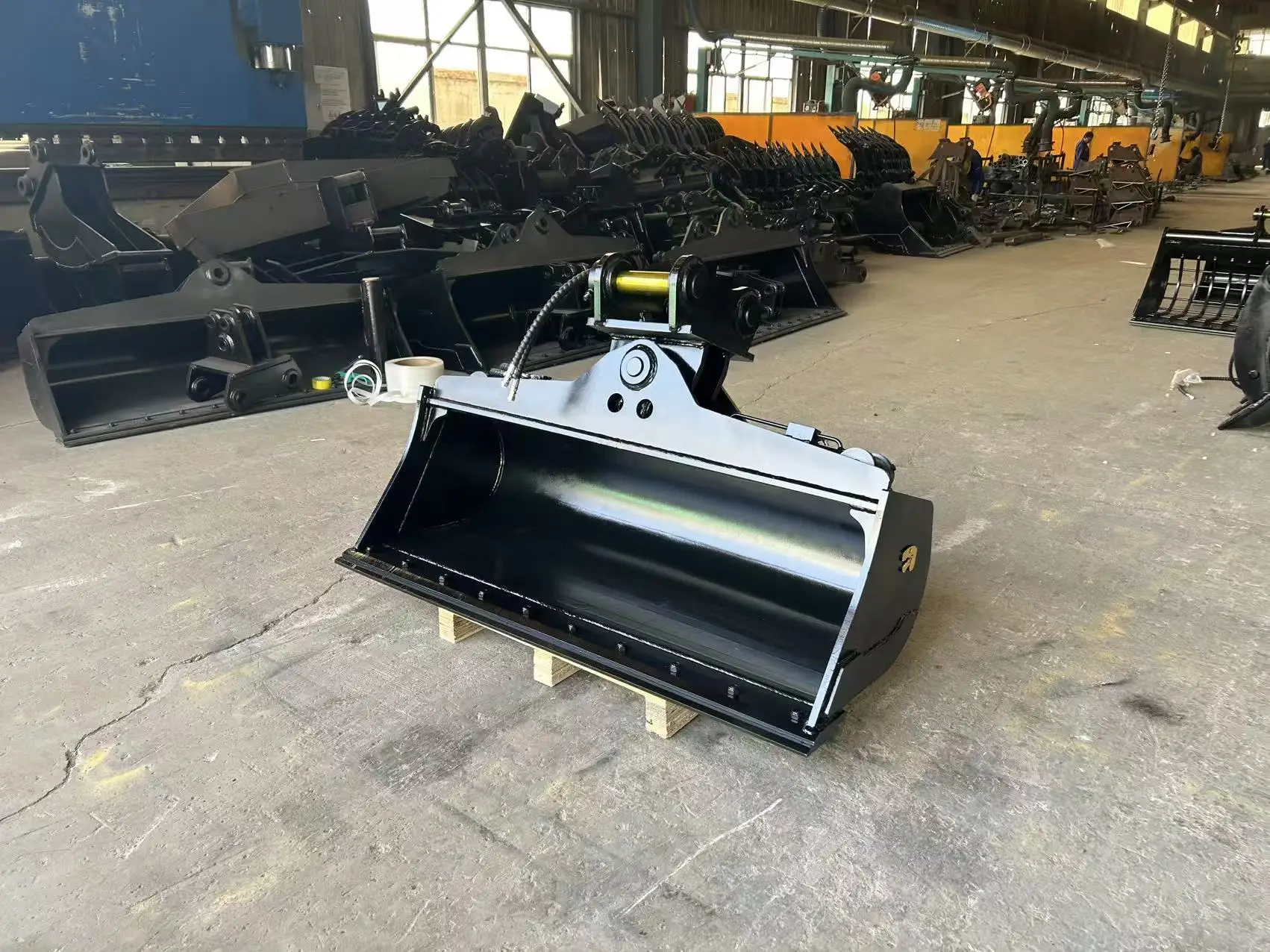 RSBM EC88 Tilting Ditching Mud Bucket Attachment