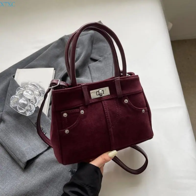 

X7XC Fashionable Retro Inspired Shoulder Bag Travel Crossbody Bags Casual Handbag