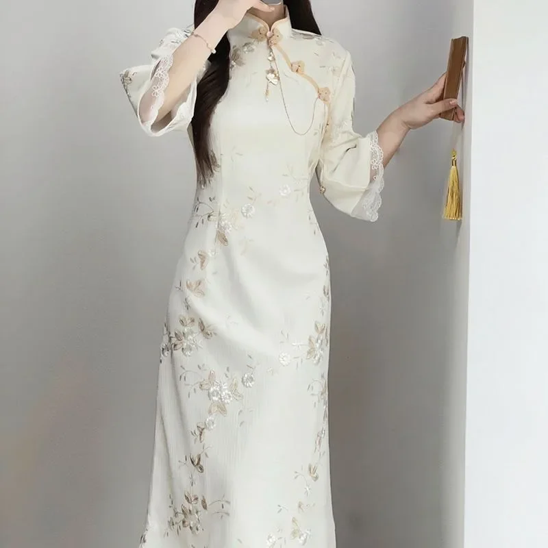 Chinese Traditional Qipao Dress Women Beige Flowers Printed Stand Collar Mid Sleeve Cheongsam Women Elegant Evening Dresses