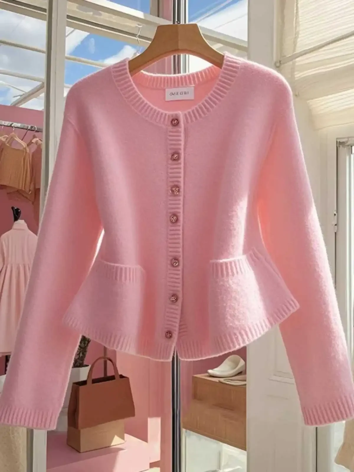 

Korean Pink Temperament Knit Fashion Cardigan Sweater Women Autumn Winter New Casual High-Quality Knitting Sweater Jacket Femme