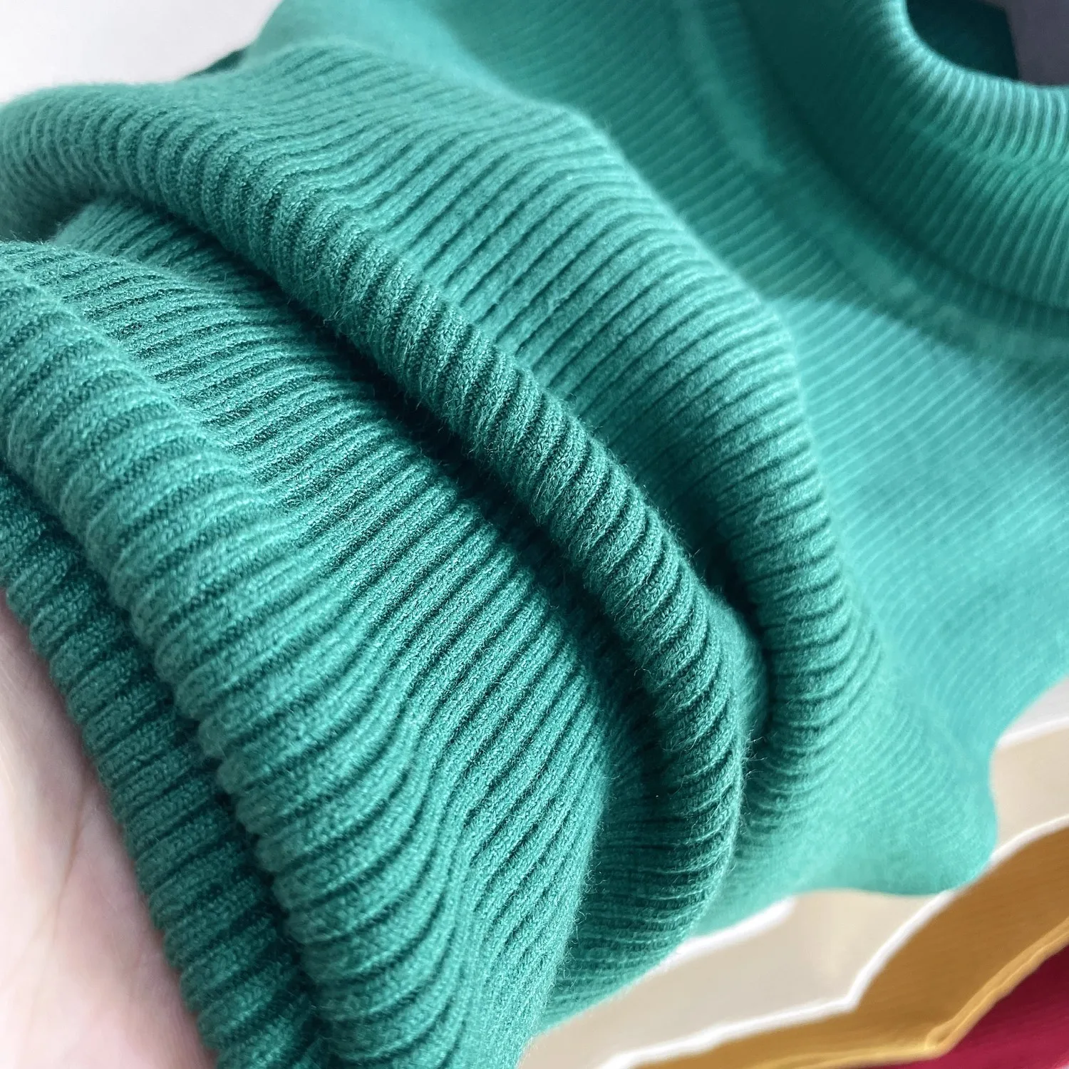 2025 Sexy Sleeveless Sweater Women Tank Tops Winter Turtleneck Sweater Women Simple Versatile Slim Solid Knitted Sweater Vest