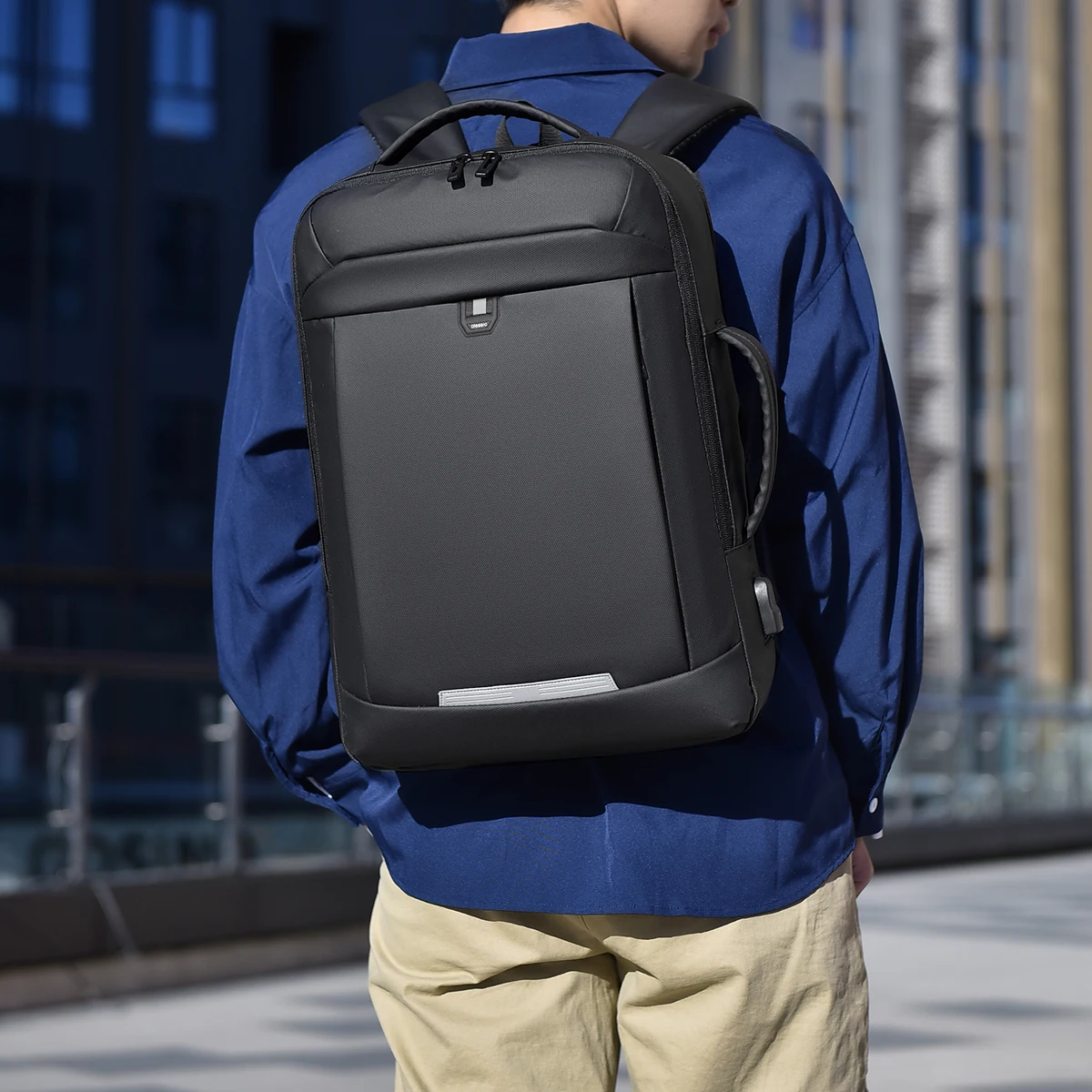 

Lightweight Faionable Men's Bapa 2025 Summer New Arrival Multi-Functional Busin Commuting Cuter Bapa