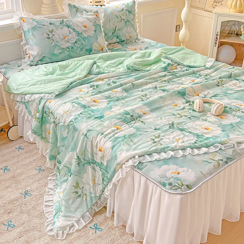 

Sweet Floral printed Cool Summer blanket Lace and Ruffle Quilt for Home Skin-Friendly breathable air conditioner Comforters
