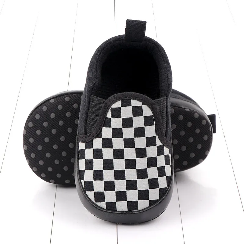 Yibubu Baby Shoes Cute Lattice Design Indoor Sofft Soled Non-slip Toddler Shoes The Lattice Design Is Simple And Stylish