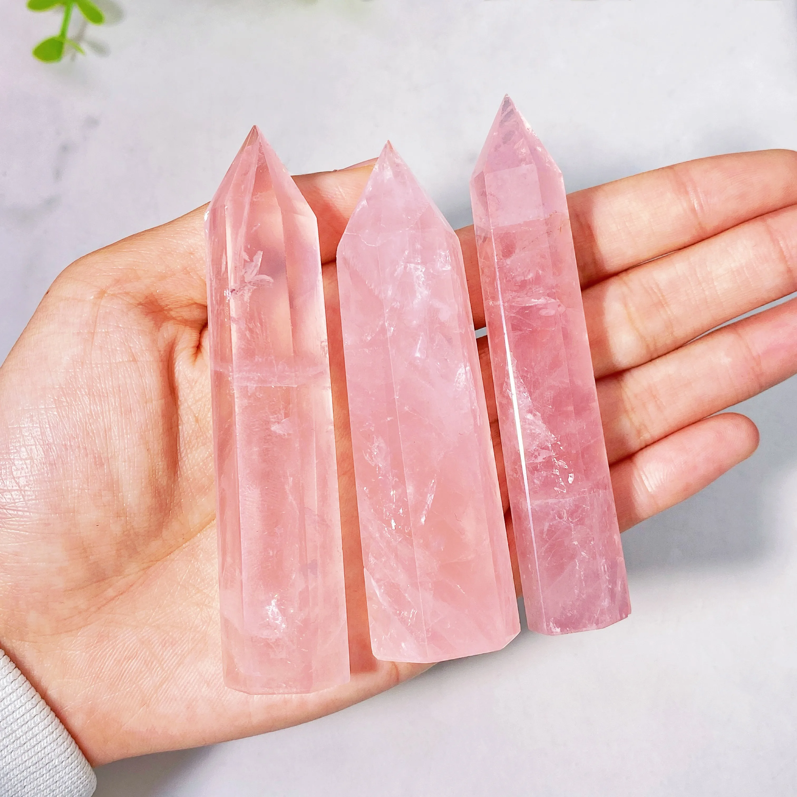 

Random 1PC High Quality Rose quartz Point Decoration Natural Crystal Raw Stone, Birthday gift, Scene decoration.
