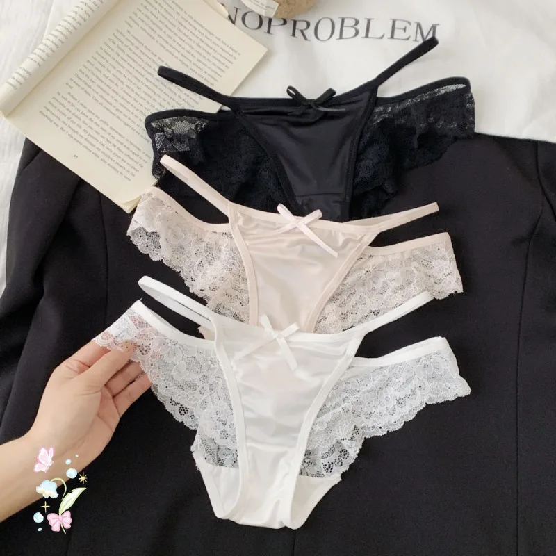 Celana Dalam Bordir Bunga Seksi