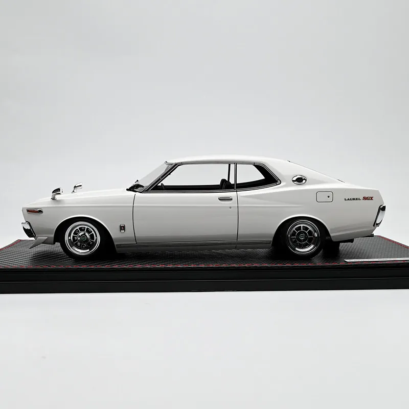 IG 1:18 Scale Laurel 2000SGX C130 Resin Car Model