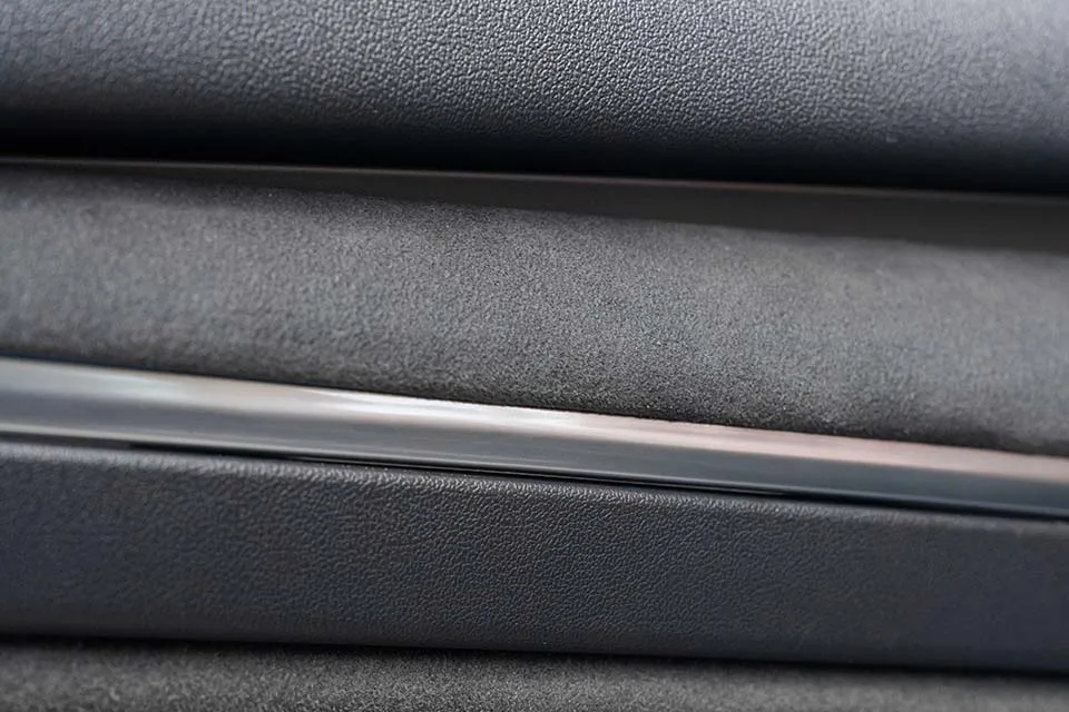 Für Tesla Modell 3 Modell Y 2020-2024 Alcantara Material Wildleder Hergestellt Dashboard Abdeckung Tür Trim Auto Innen Dekoration zubehör – Detail 4