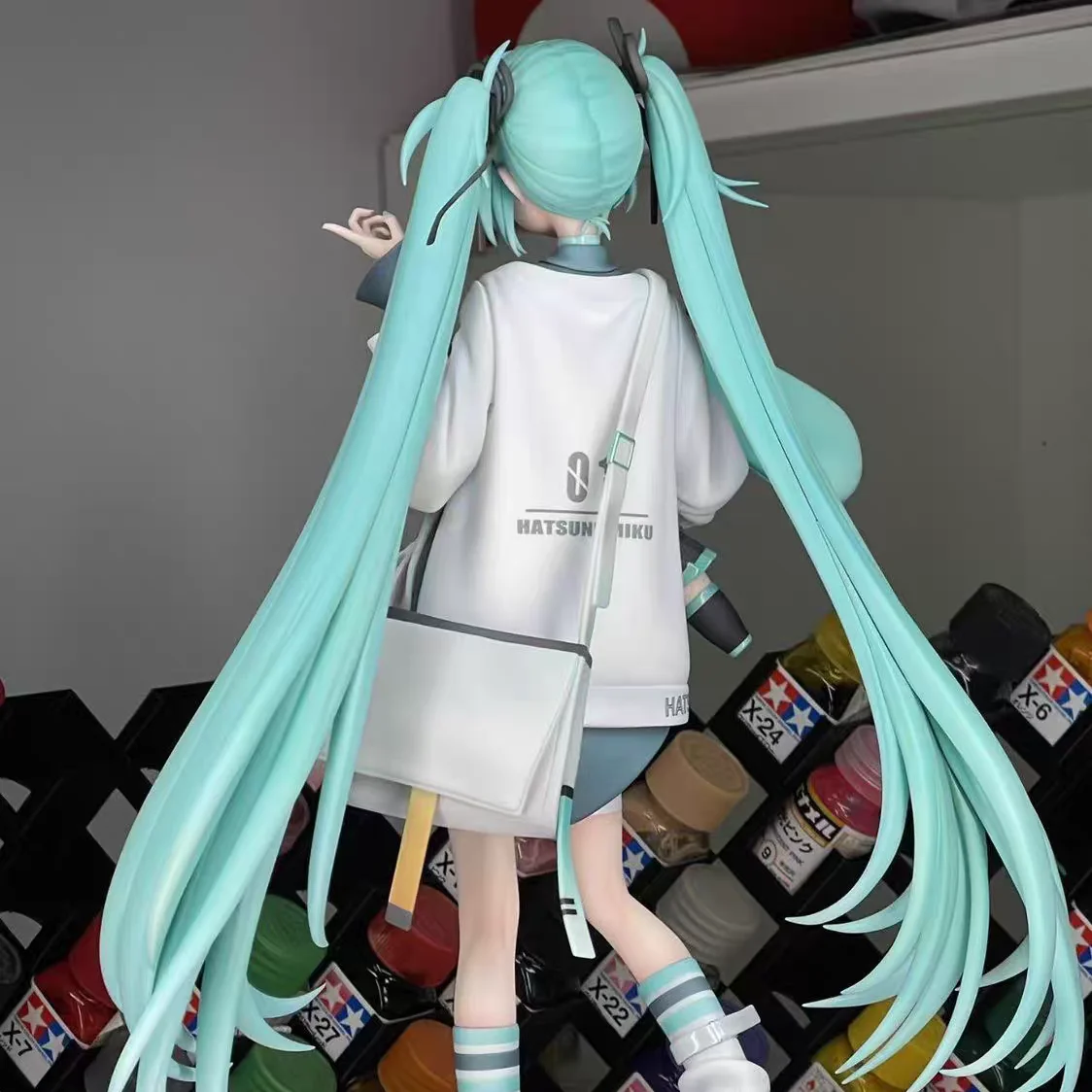 Hatsune Miku Figure - Holding Chibi Miku Plush Ver. White Outfit & Twin Tails 24cm Sexy Movable PVC Collectible Anime Statue Toy