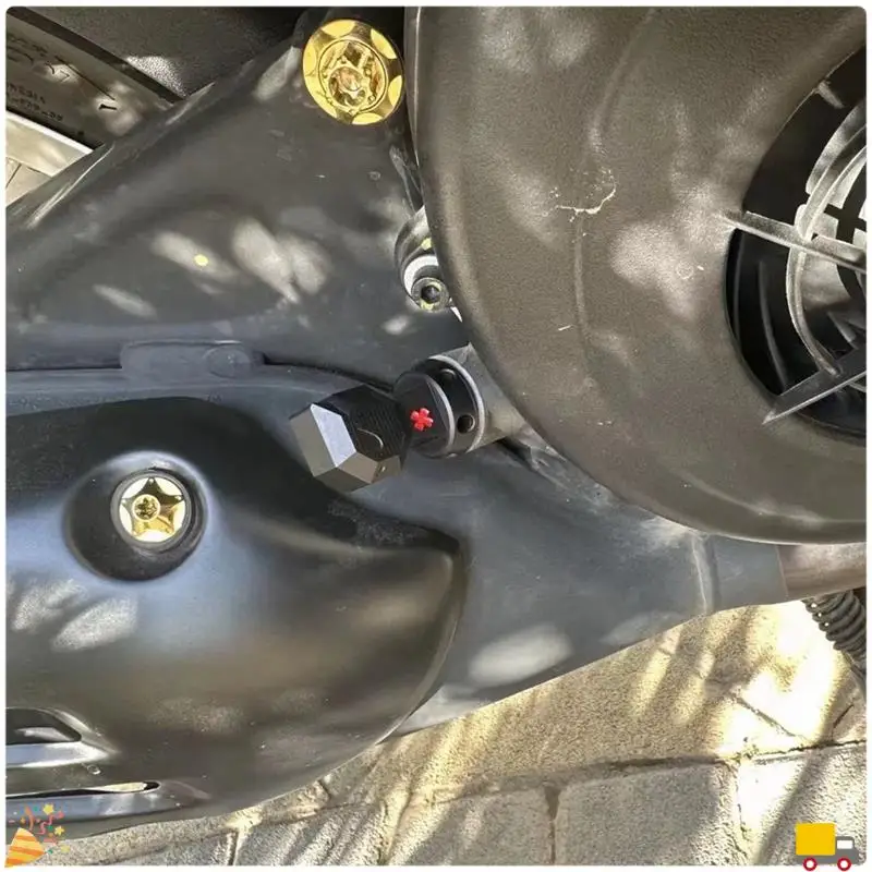 Motorcycle Accessories Oil Detector Oil Dipstick Decorative Cover For Vespa Sprint 150 PRIMAVERA 150 2024-