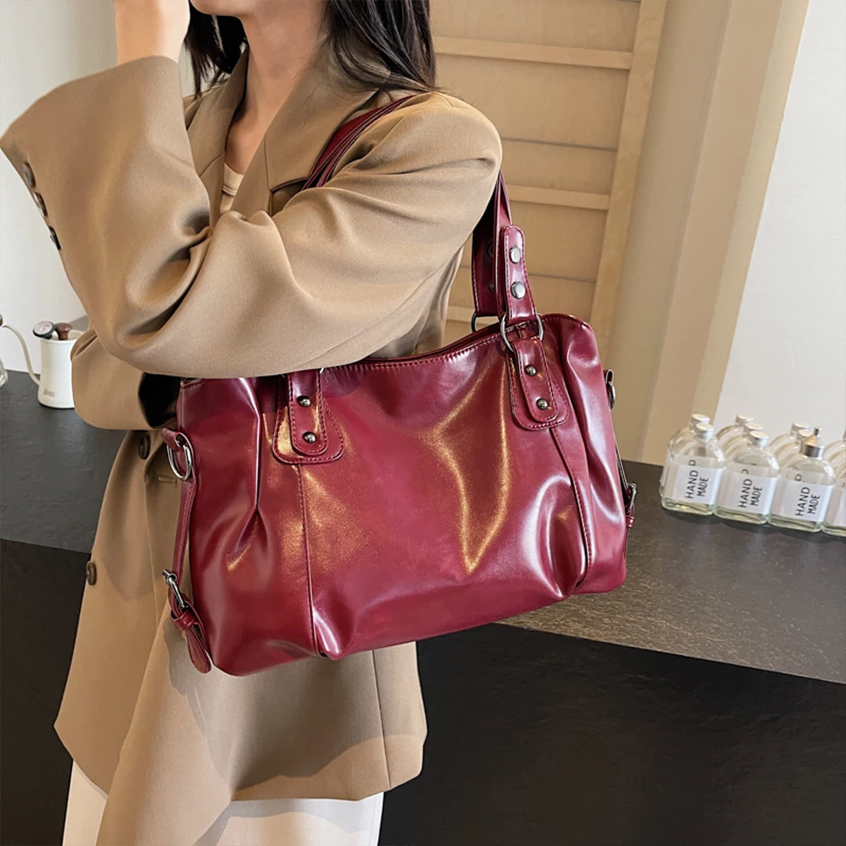 Tas Selempang Mengkilap Minimalis – Tas Tangan PU Berlapis Ritsleting Kapasitas Besar Tali Dapat Dilepas Tas Bahu Perjalanan Sehari-hari yang Nyaman