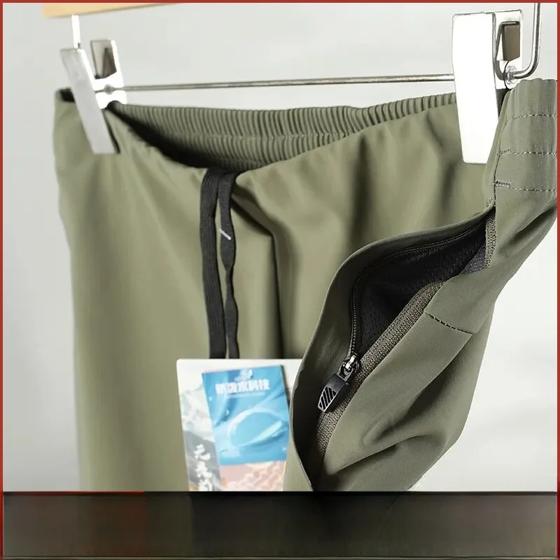 

High-End Outdoor Soft ell Fce Lined Windproof Warm Men's Autumn New Sle Casual Pants Trousers with Durable Water Repel...