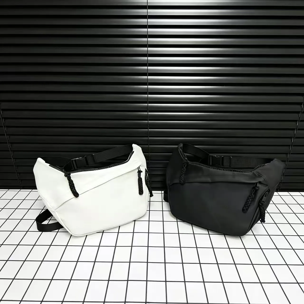 Custom Logo Capacity Crossbody Fanny Pack Adjustable Strap Sling Chest Bag Waterproof Casual Waist Bag For Outdoor Daily Travel
