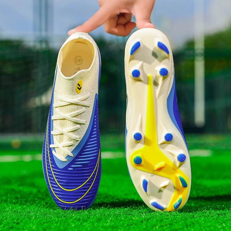 Men FG Football Shoes Ultralight Training Football Field Boots Outdoor Fast Soccer Shoes Society Cleats Professional Sneaker