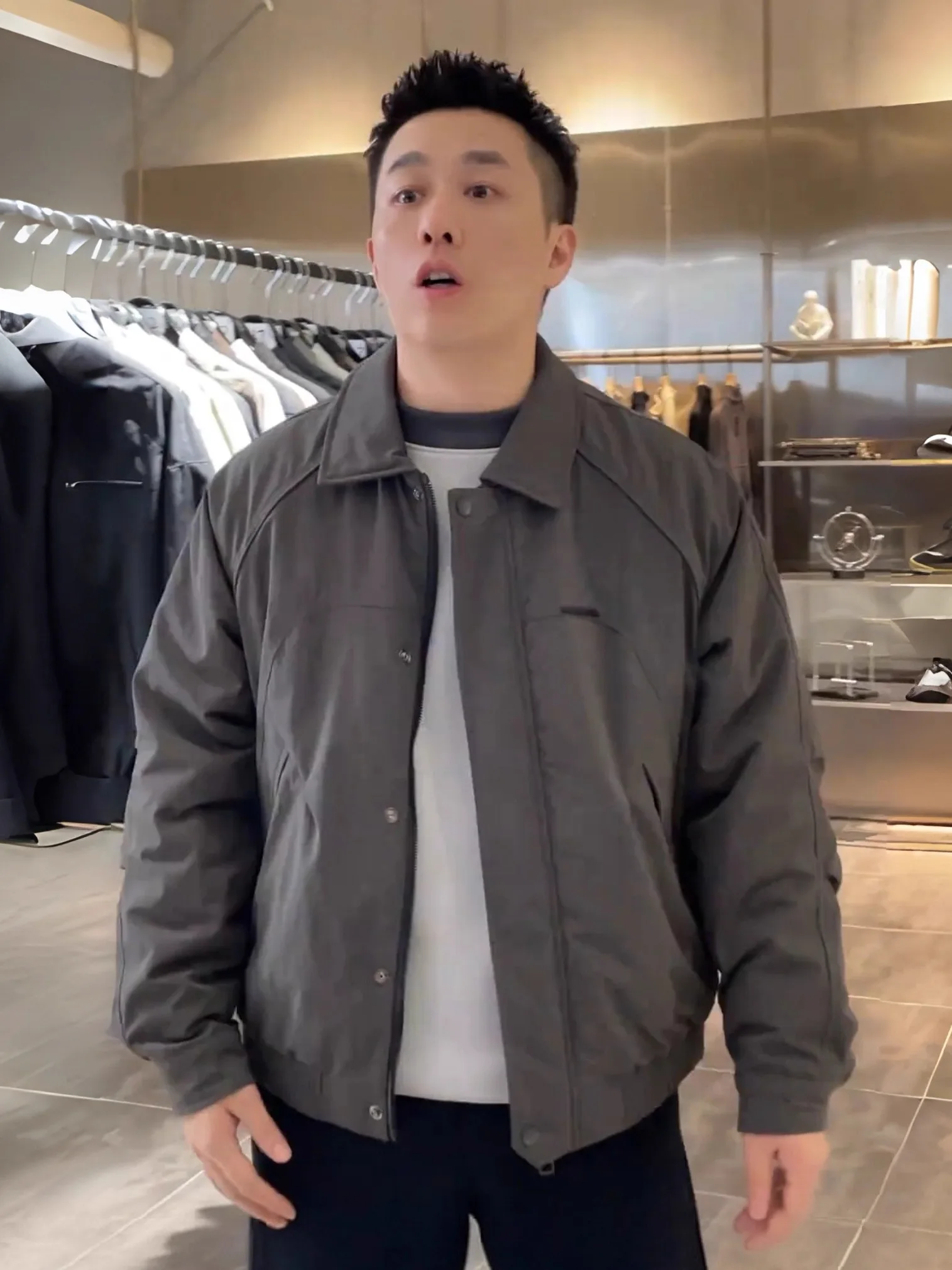 

Men's Outdoor Windproof Thiened Cotton Jaet Autumn Winter Loose Fit Faionable Youthful Polyester Fabric Zipper Closure