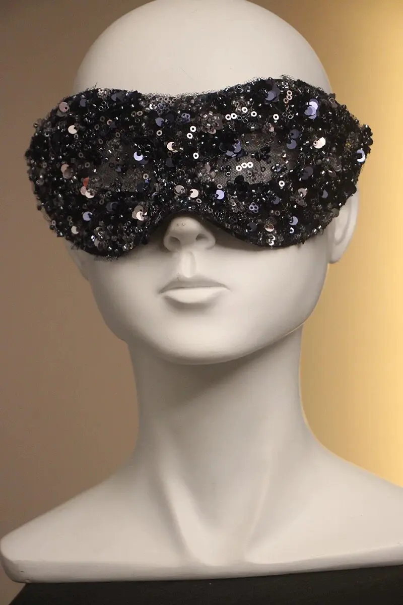 Masked retro bead-embroidered feather mask party masquerade carnival party banquet performance half-face mask