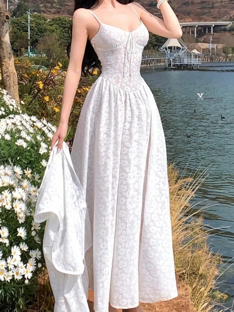 Długie sukienki bez ramiączek w stylu francuskim Kwiatowe stroje plażowe dla kobiet Spaghetti Strap Koronkowa wysoka talia Elegancka suknia wieczorowa