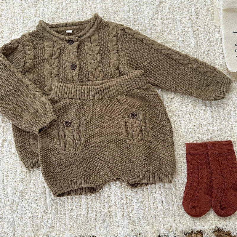 2026 ربيع جديد طفل رضيع الفتيان فتاة الملابس مجموعة طويلة الأكمام سترة مشغولة من الصوف سترة + السراويل 0-3Yrs الأطفال الملابس دعوى