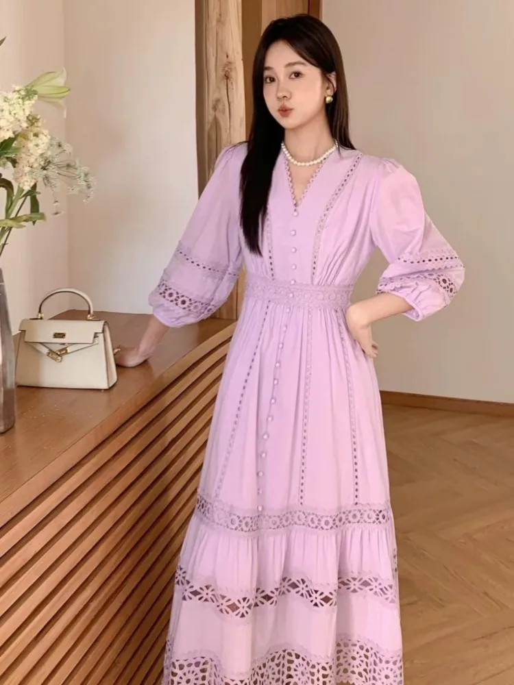 2025 novedad de verano vestido largo morado lavanda de lujo con cuello en V gancho hueco diseño de flores vestidos franceses Casual vestido de vacaciones en la playa