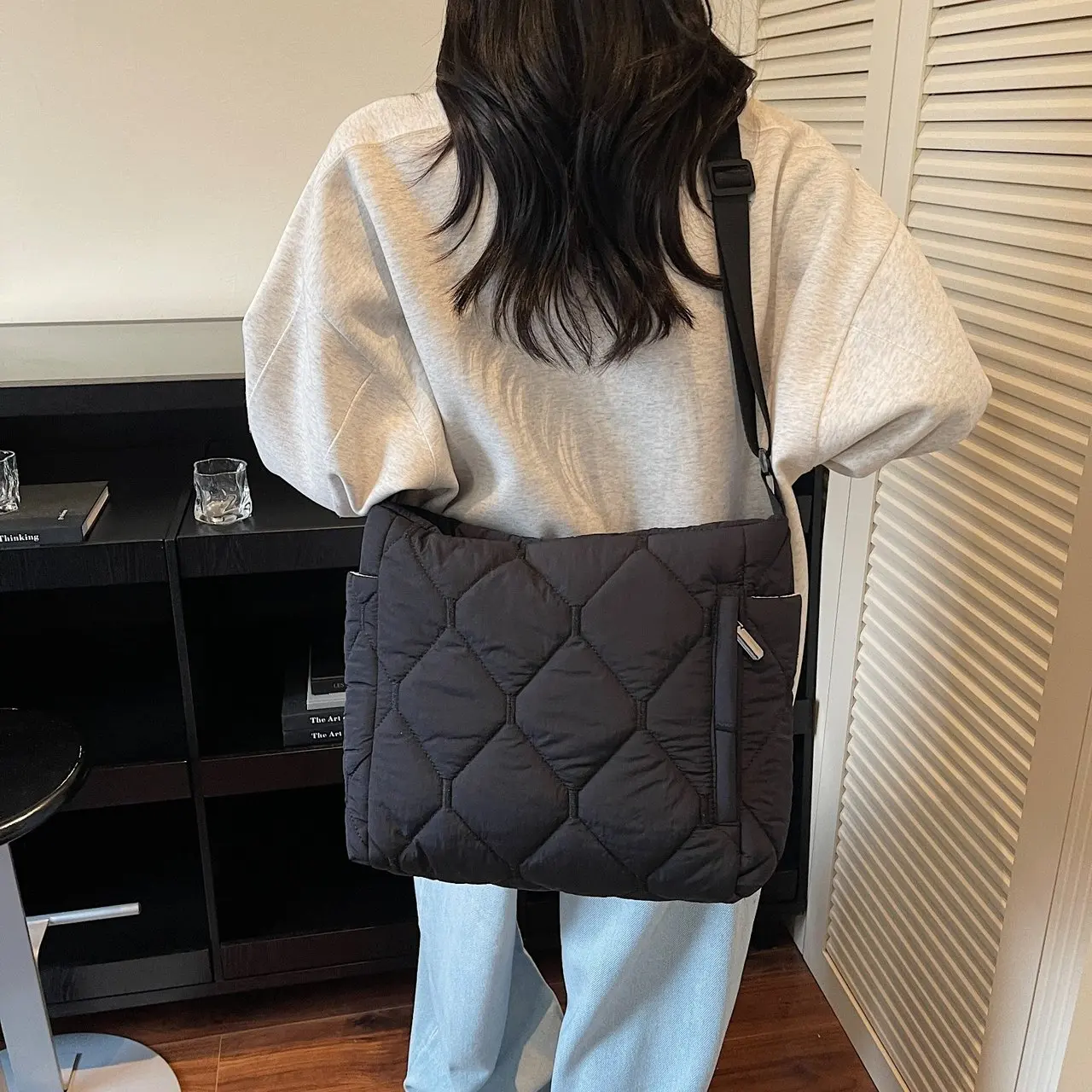 

Women Luxury Leather Classic Shoulder Bag Designer Fashion Tote Handbag For Daily Urban Style