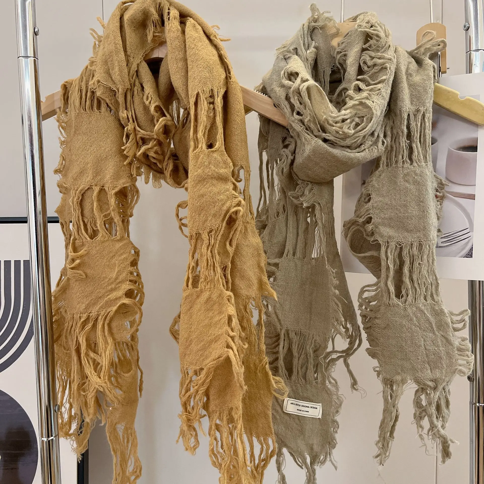 2025 New Fashion Ripped Hole Tassel Vintage Scarf Men Women Japanese Autumn Retro Ragged Hip Hop Punk Y2k Neck Warmer 4 Colors