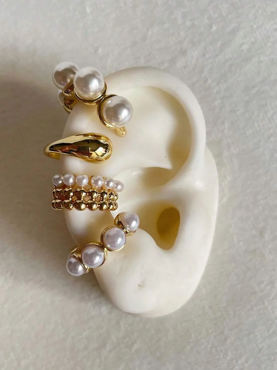 Women's Vintage Coin Pearl Clip-On Earrings, Exaggerated Design