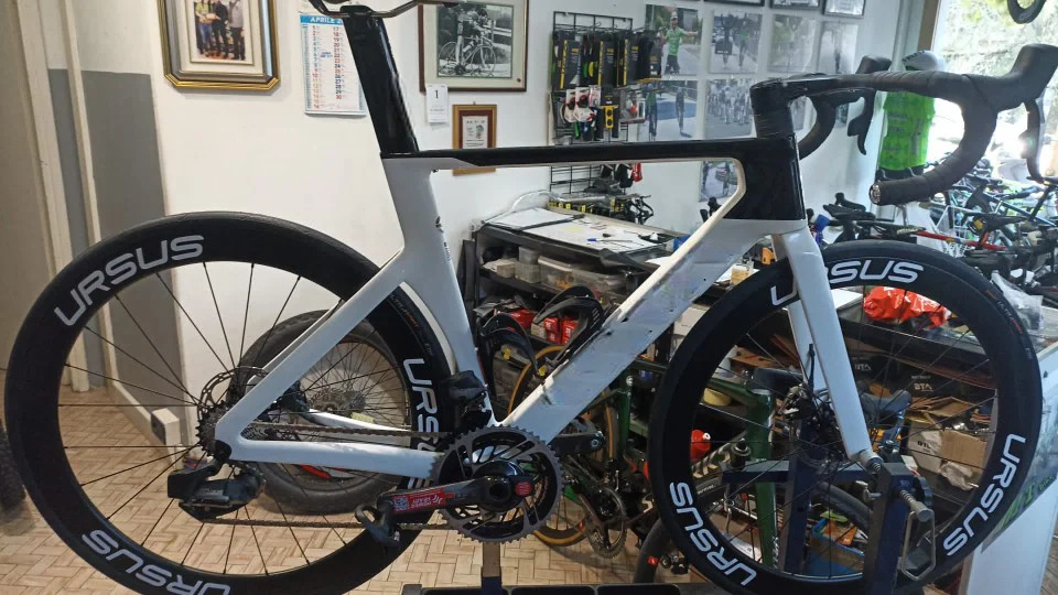 

2025 Top sale ud glossy t1000 bike carbon frame white black disc cycling frame bb86+handlebar+seatpost XXS XS S M L in stock