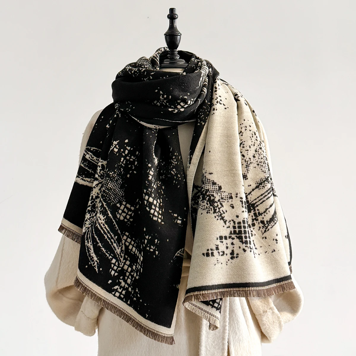 

Women Winter Warm Imitation Cashmere Jacquard Scarf Thick Blanket Soft Pashmina Tassel Shawl New Design Female Bufanda